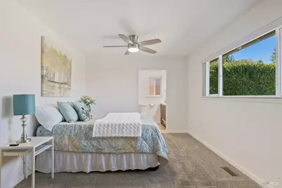 190 Olympic Circle, Vacaville, CA 95687 - Photo 15