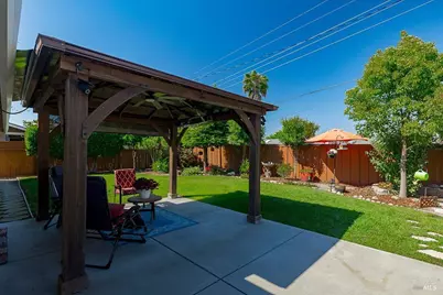 190 Olympic Circle, Vacaville, CA 95687 - Photo 25