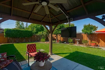 190 Olympic Circle, Vacaville, CA 95687 - Photo 41