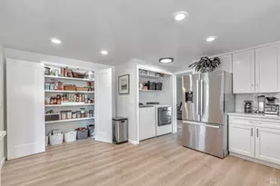 2589 Topaz Dr, Novato, CA 94945 - Photo 11