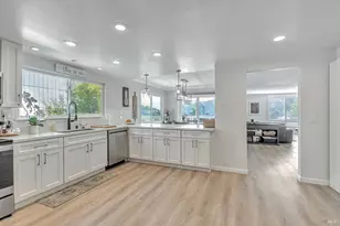 2589 Topaz Dr, Novato, CA 94945 - Photo 3