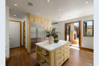 110 Walnut Avenue, Corte Madera, CA 94925 - Photo 15
