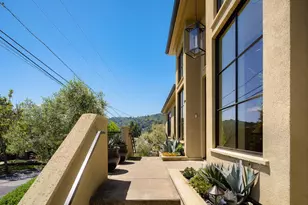 110 Walnut Ave, Corte Madera, CA 94925 - Photo 3