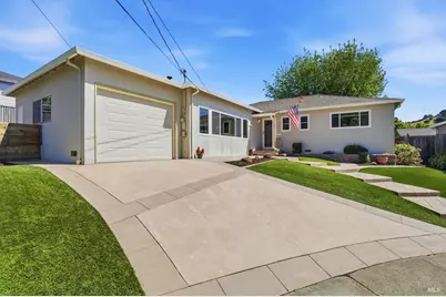 32 Colinda Drive, Petaluma, CA 94952 - Photo 3