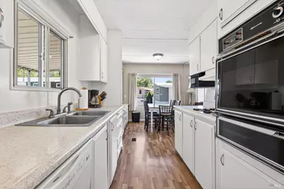 111 Cardinal Way, Santa Rosa, CA 95409 - Photo 15