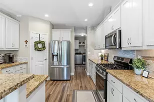 302 Robert Way, Napa, CA 94558 - Photo 9