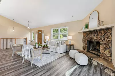 870 W J Street, Benicia, CA 94510 - Photo 5
