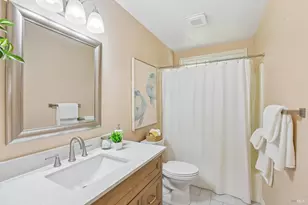 870 W J St, Benicia, CA 94510 - Photo 15