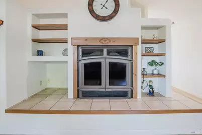 4109 W Mission Court, Visalia, CA 93277 - Photo 15
