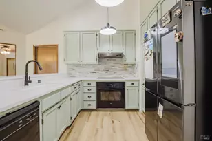 4109 W Mission Ct, Visalia, CA 93277 - Photo 17