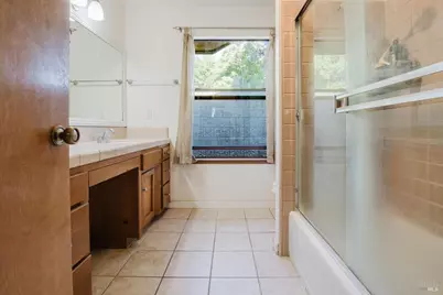 4109 W Mission Court, Visalia, CA 93277 - Photo 33