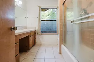 4109 W Mission Ct, Visalia, CA 93277 - Photo 33