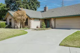 4109 W Mission Ct, Visalia, CA 93277 - Photo 3