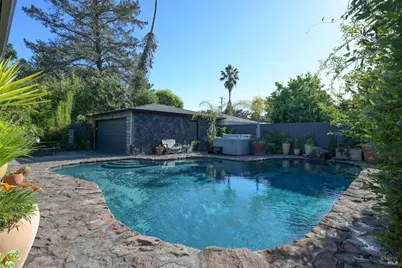 2111 Humboldt Street, Santa Rosa, CA 95404 - Photo 27
