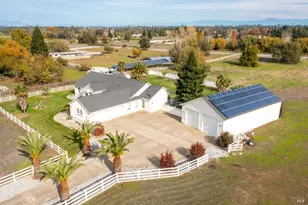 7605 Churn Crk Rd, Redding, CA 96002 - Photo 3