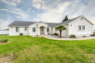 7605 Churn Creek Road, Redding, CA 96002 - Photo 19