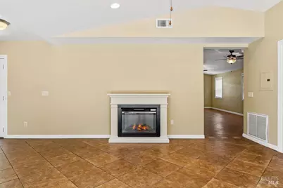 824 Prince Avenue, Healdsburg, CA 95448 - Photo 11