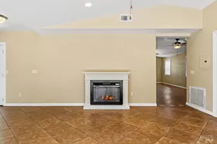 824 Prince Ave, Healdsburg, CA 95448 - Photo 11