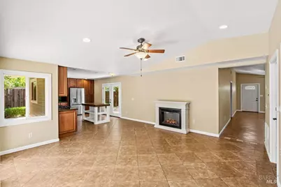 824 Prince Avenue, Healdsburg, CA 95448 - Photo 3