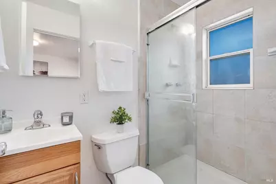 1417 E Madison Street, Petaluma, CA 94954 - Photo 27