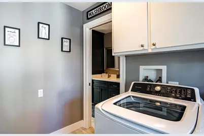 235 Grove Avenue, Santa Rosa, CA 95409 - Photo 15
