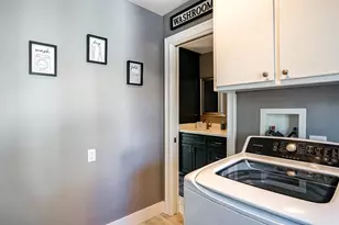 235 Grove Ave, Santa Rosa, CA 95409 - Photo 15