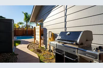 235 Grove Avenue, Santa Rosa, CA 95409 - Photo 35
