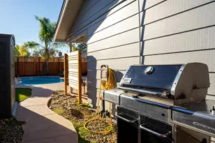 235 Grove Ave, Santa Rosa, CA 95409 - Photo 35
