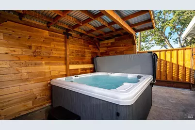 235 Grove Avenue, Santa Rosa, CA 95409 - Photo 29