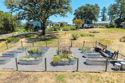 6323 West Dry Creek Road, Healdsburg, CA 95448 - Photo 39
