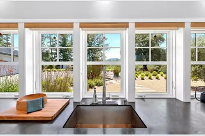 6323 West Dry Creek Road, Healdsburg, CA 95448 - Photo 13