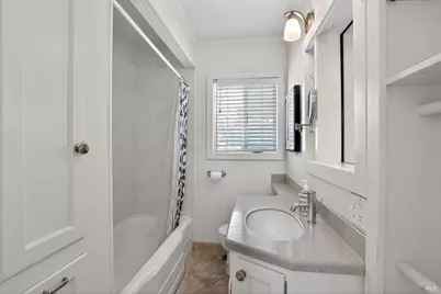 124 N San Pedro Road, San Rafael, CA 94903 - Photo 11