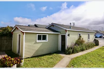 121 Livingston Street, Fort Bragg, CA 95437 - Photo 3