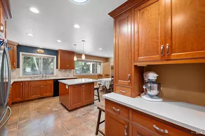 8030 Elphick Road, Sebastopol, CA 95472 - Photo 15