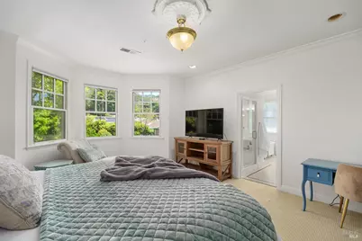 8 Center Street, San Rafael, CA 94901 - Photo 19