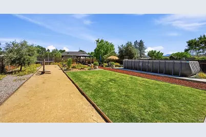18650 Horseshoe Road, Hidden Valley Lake, CA 95467 - Photo 23