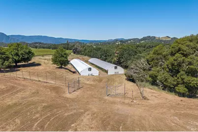 13000 Buckman Drive, Hopland, CA 95449 - Photo 11