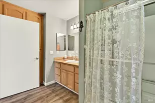 2001 Eastwood Dr, Vacaville, CA 95687 - Photo 29