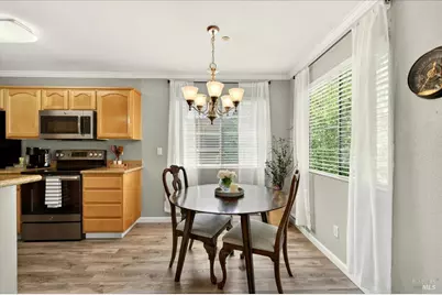 2001 Eastwood Drive #32, Vacaville, CA 95687 - Photo 5