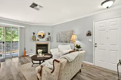 2001 Eastwood Drive #32, Vacaville, CA 95687 - Photo 3