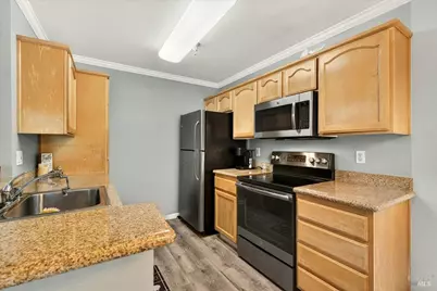 2001 Eastwood Drive #32, Vacaville, CA 95687 - Photo 17