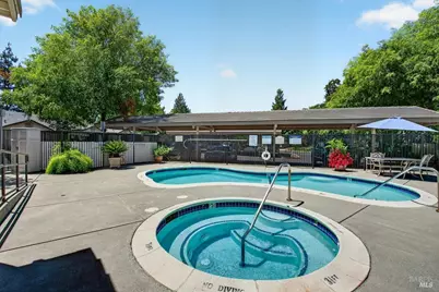 2001 Eastwood Drive #32, Vacaville, CA 95687 - Photo 33