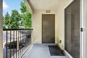 2001 Eastwood Dr, Vacaville, CA 95687 - Photo 31