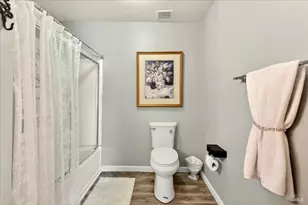 2001 Eastwood Dr, Vacaville, CA 95687 - Photo 27