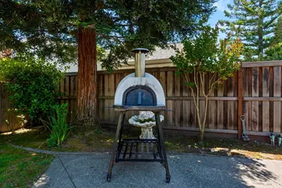 2423 Shoreline Drive, Napa, CA 94558 - Photo 7
