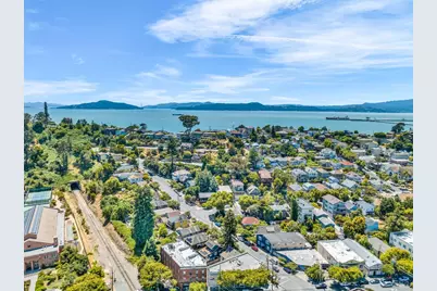 215 Tunnel Avenue, Richmond, CA 94801 - Photo 35