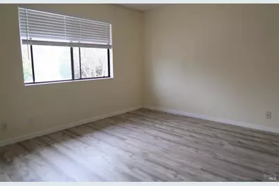900 Cambridge Drive #64, Benicia, CA 94510 - Photo 15