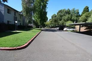 900 Cambridge Dr, Benicia, CA 94510 - Photo 3
