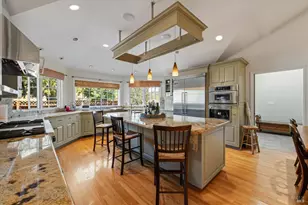 91 Rollingwood Dr, San Rafael, CA 94901 - Photo 3