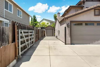3305 Hillridge Court, Fairfield, CA 94534 - Photo 7